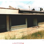 Ugostiteljski objekat u kojem su ubijeni članovi familije Šurete Beriša / Shyhrete Berisha - Dokazni predmeti ICTY snimljeni 04.07.1999. godine
