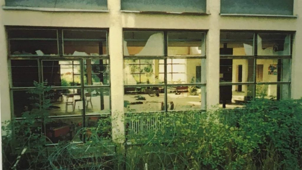 The school in the Croatian town of Dvor where the massacre took place in 1995. Source: Danish State Attorney.