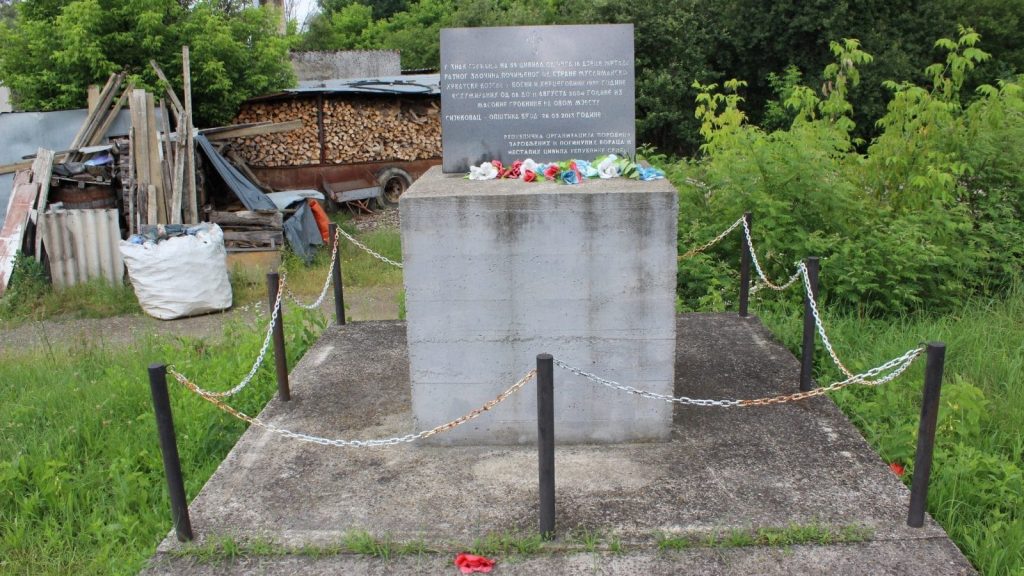 Monument kushtuar viktimave në Sijekovaç. Foto: Vladimir Susak/BIRN