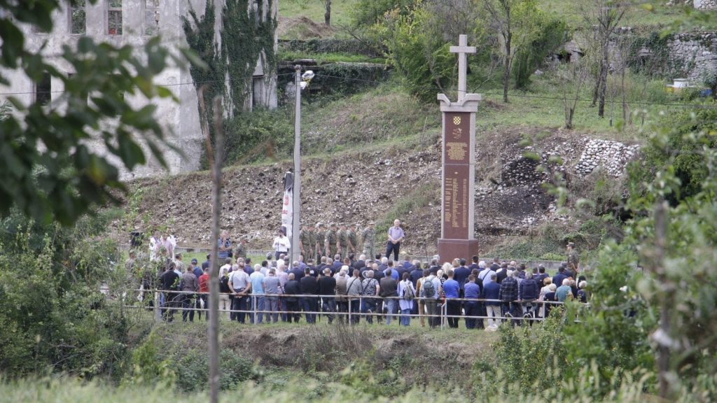 Komemoracija civilnim žrtavama zločina u Grabovici 1993 (Foto: BIRN/Denis Kapetanović)